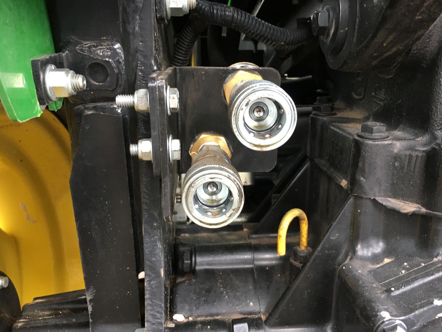 ./imagenes/INVOICE/2019/16451/TRACTOR AGRICOLA JOHN DEERE 3038E (26).JPG